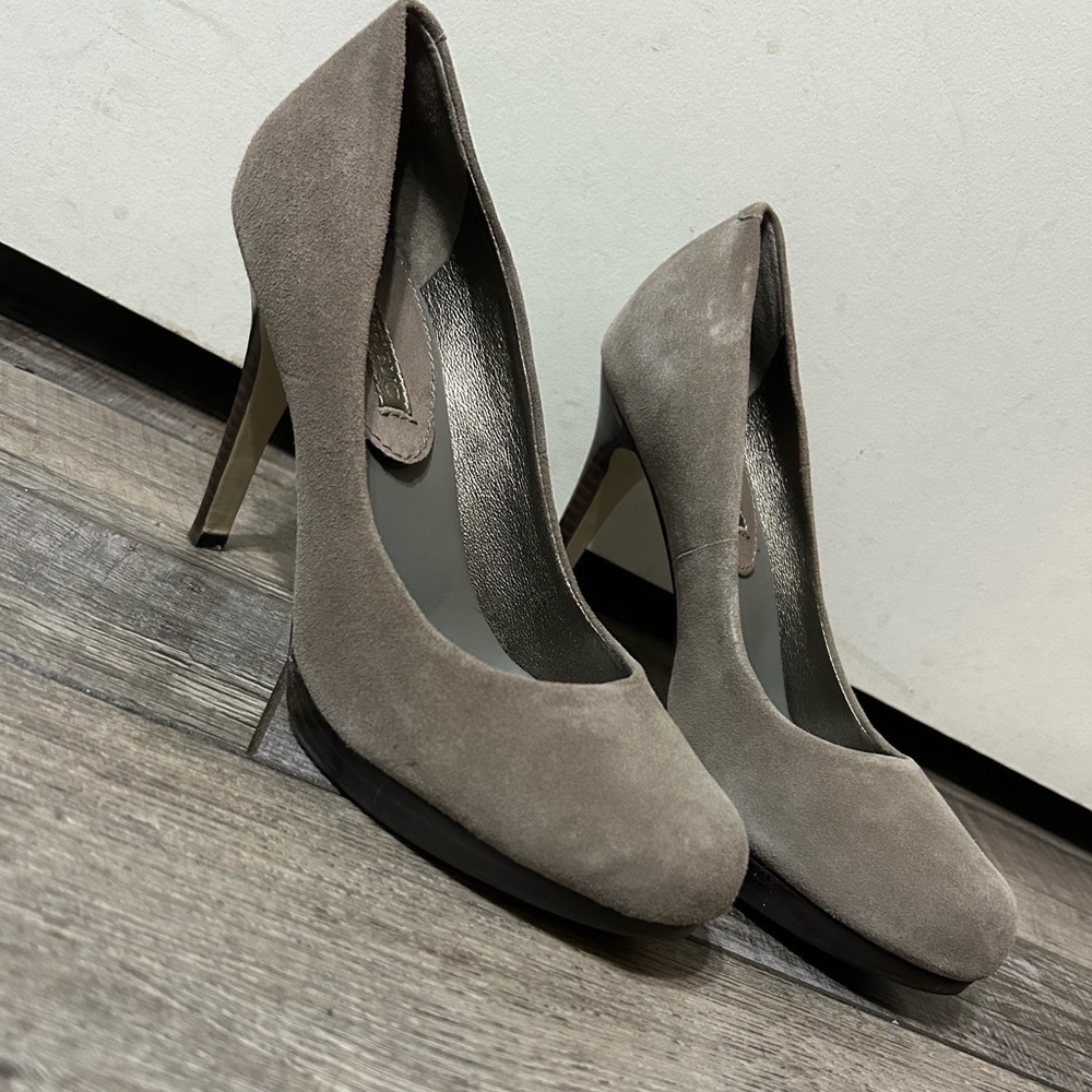 Banana Republic grey Taupe Suede High Heel pump shoes